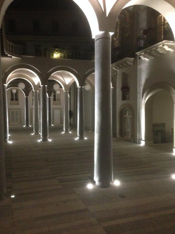 Appartamento In Palazzo Lampedusa Palermo Exterior foto