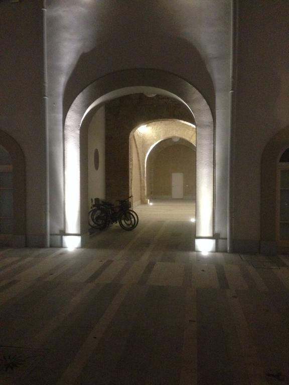 Appartamento In Palazzo Lampedusa Palermo Exterior foto